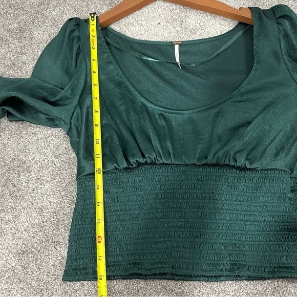 Free People Evergreen Santiago Satin Cropped Blouse Size Medium Sexy Chic - Picture 12 of 16